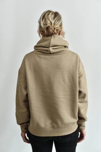 Sand hoodie with jazzy embroidered star