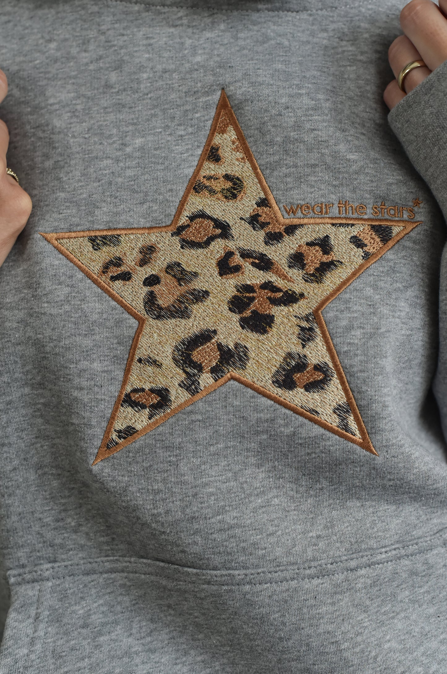 NEW STYLE Meet Our Grey Sweatshirt with Leopard Embroidered Star