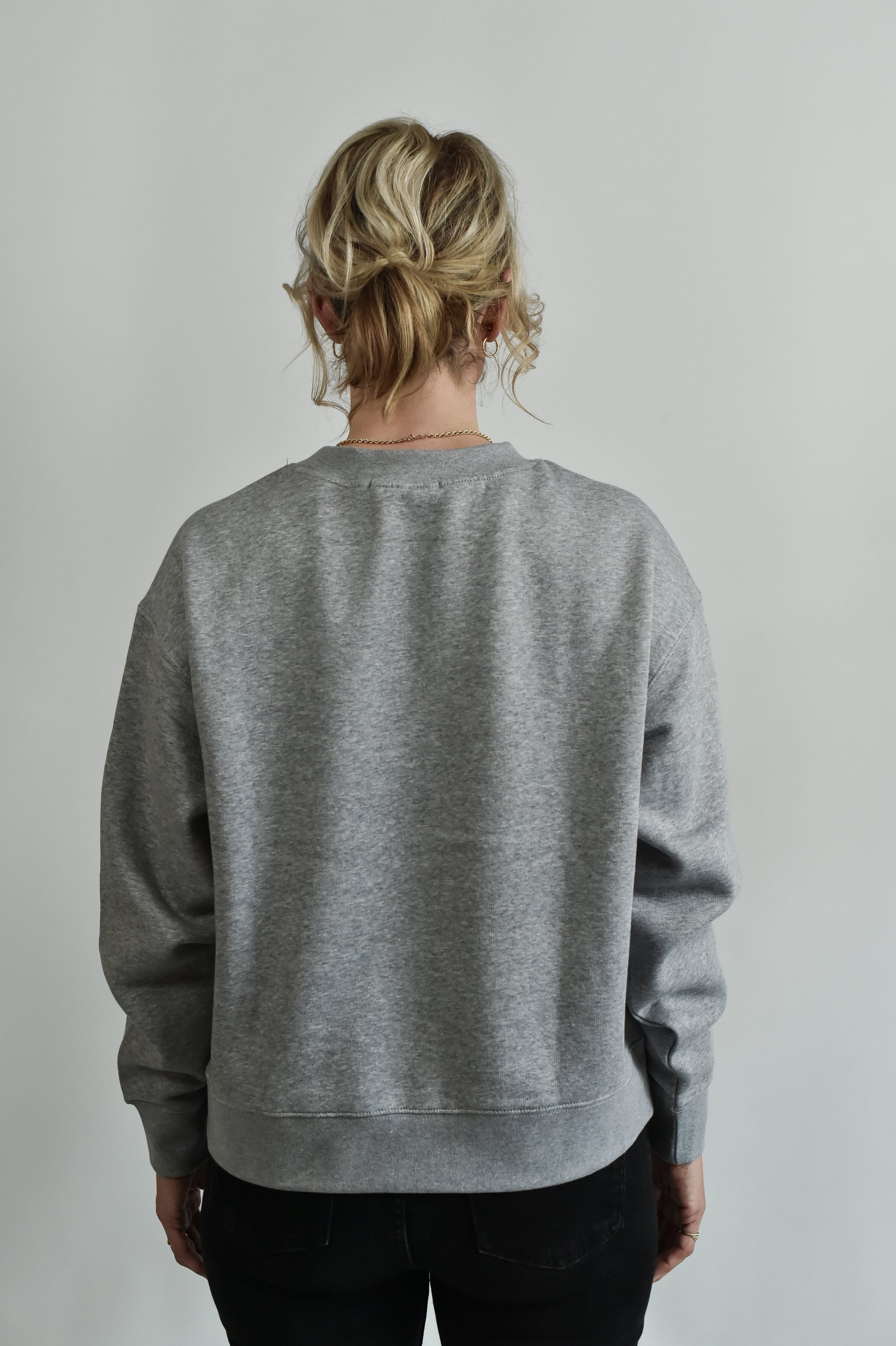 Grey sweatshirt with leopard embroidered star